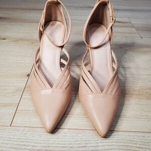Elegant Tan Women's Shoes
